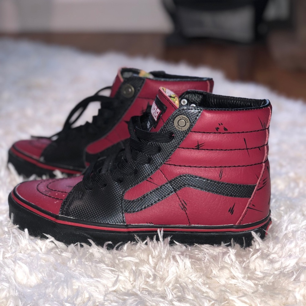 Deadpool Marvel Vans